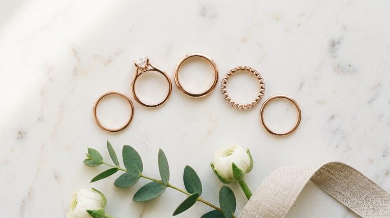 Bague en or rose femme : collection à découvrir