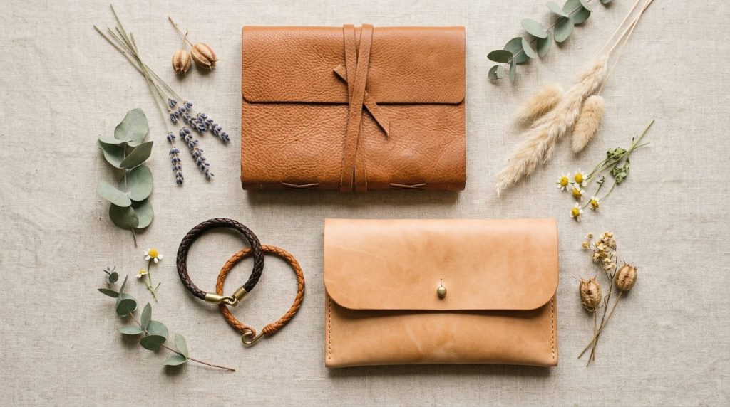 Noces de cuir : signification, idées cadeaux et célébration